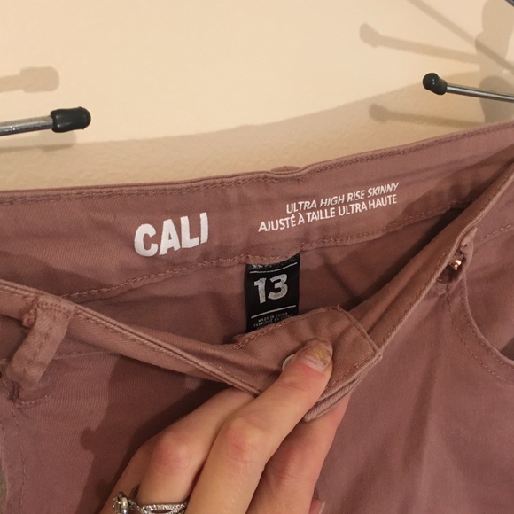 Dusty Pink Distressed Jeggings - Picture 3 of 5